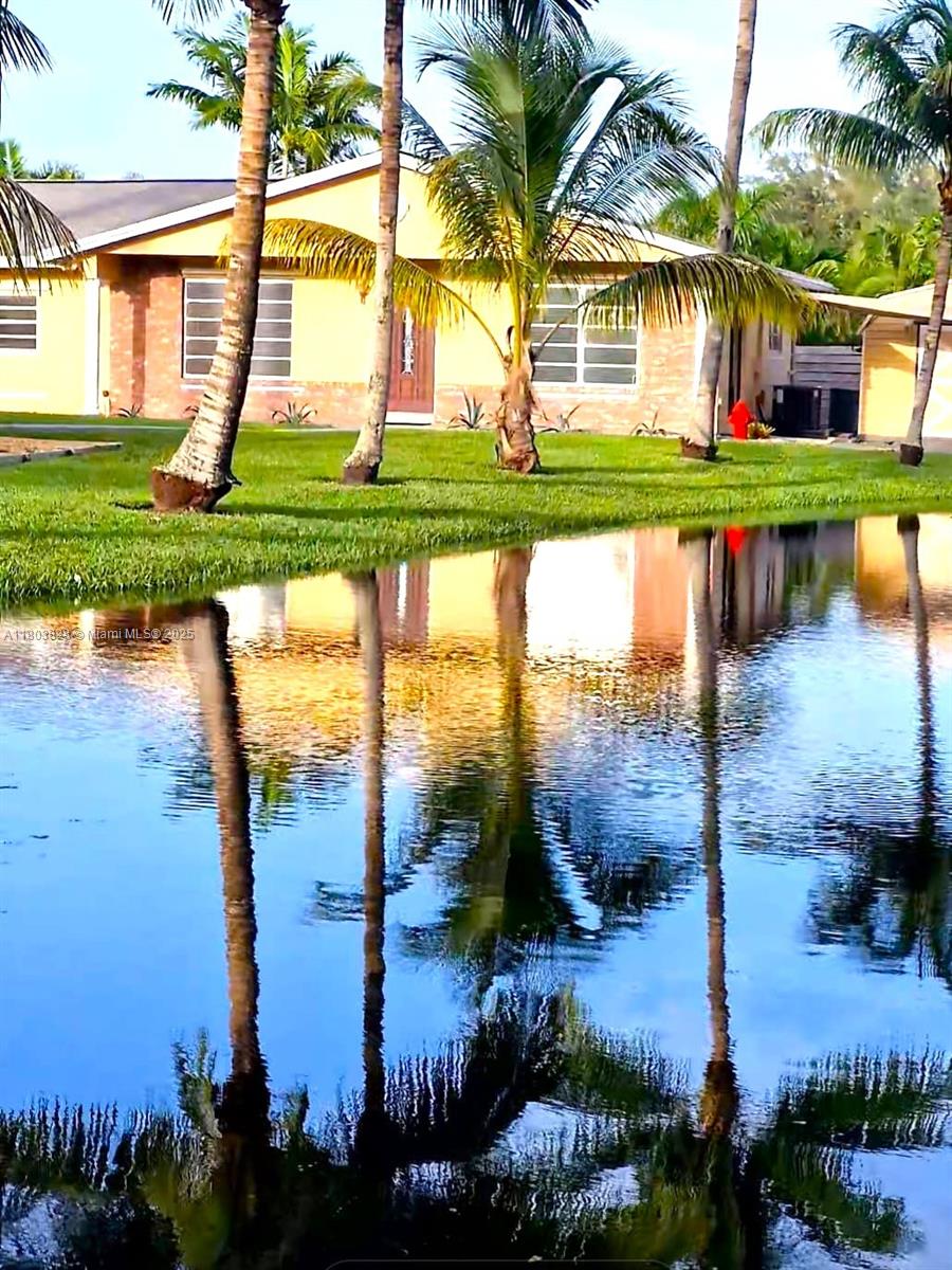 4725 SW 109th Ter Back House