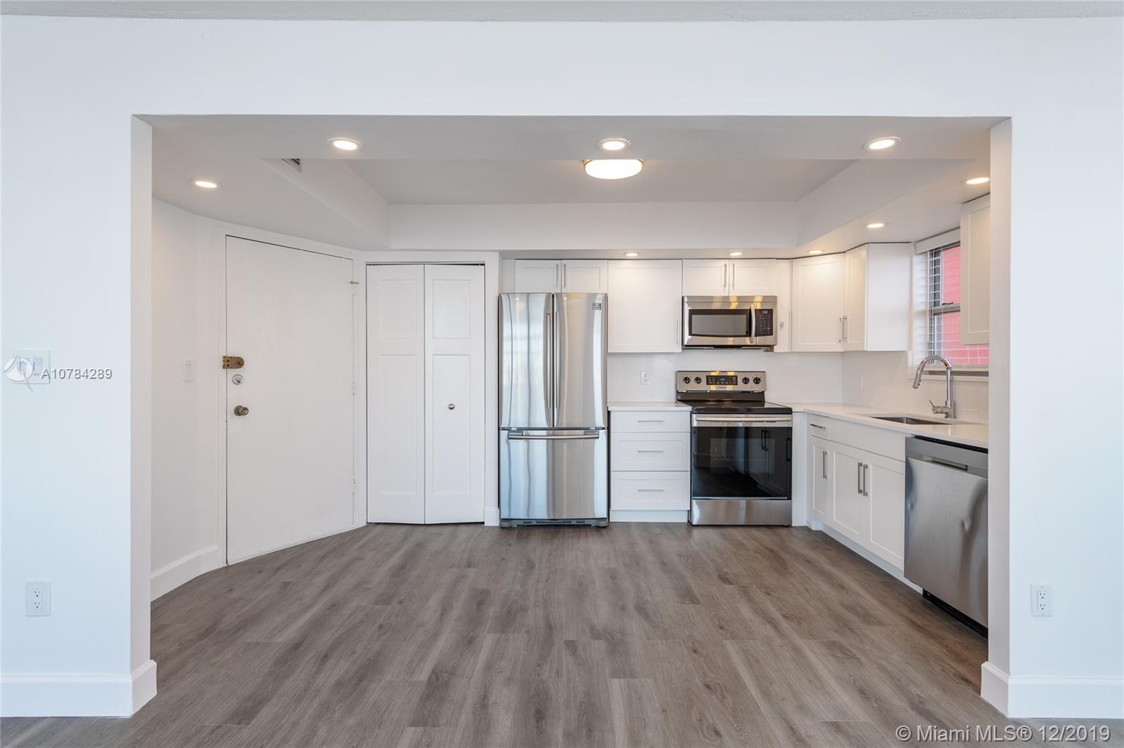 BUCKLEY TOWERS CONDO - EA - Residential Lease