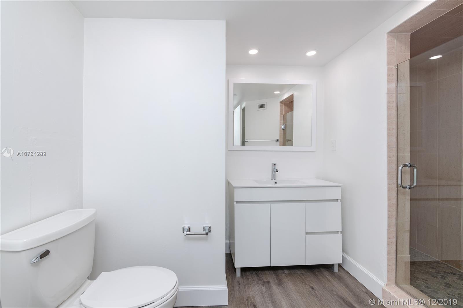 BUCKLEY TOWERS CONDO - EA - Residential Lease