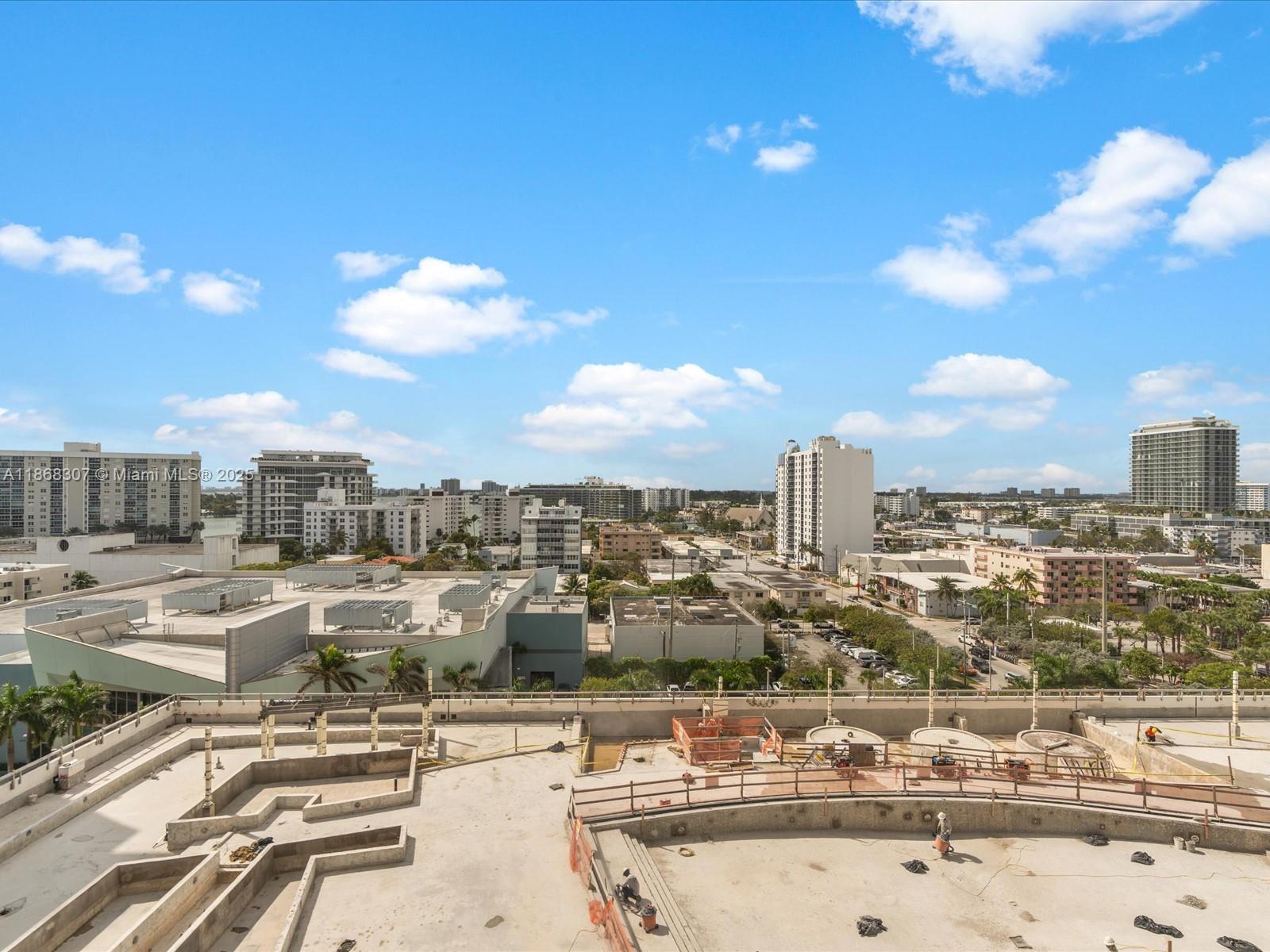 NORTH CARILLON BEACH COND - Residential