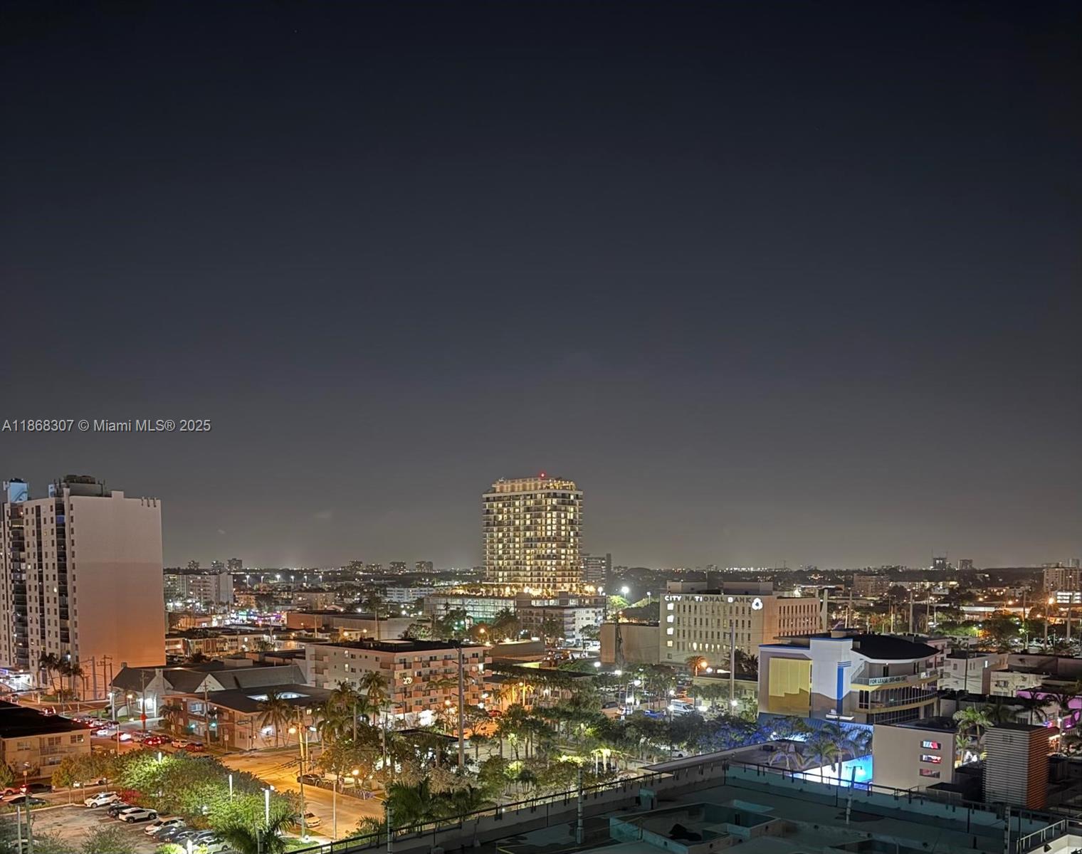 NORTH CARILLON BEACH COND - Residential