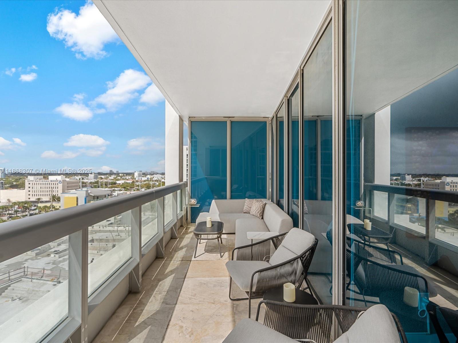 NORTH CARILLON BEACH COND - Residential