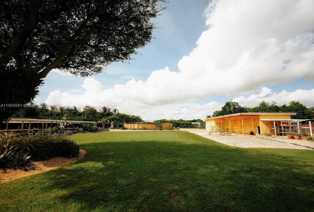 BONANZA RANCHOS - Residential