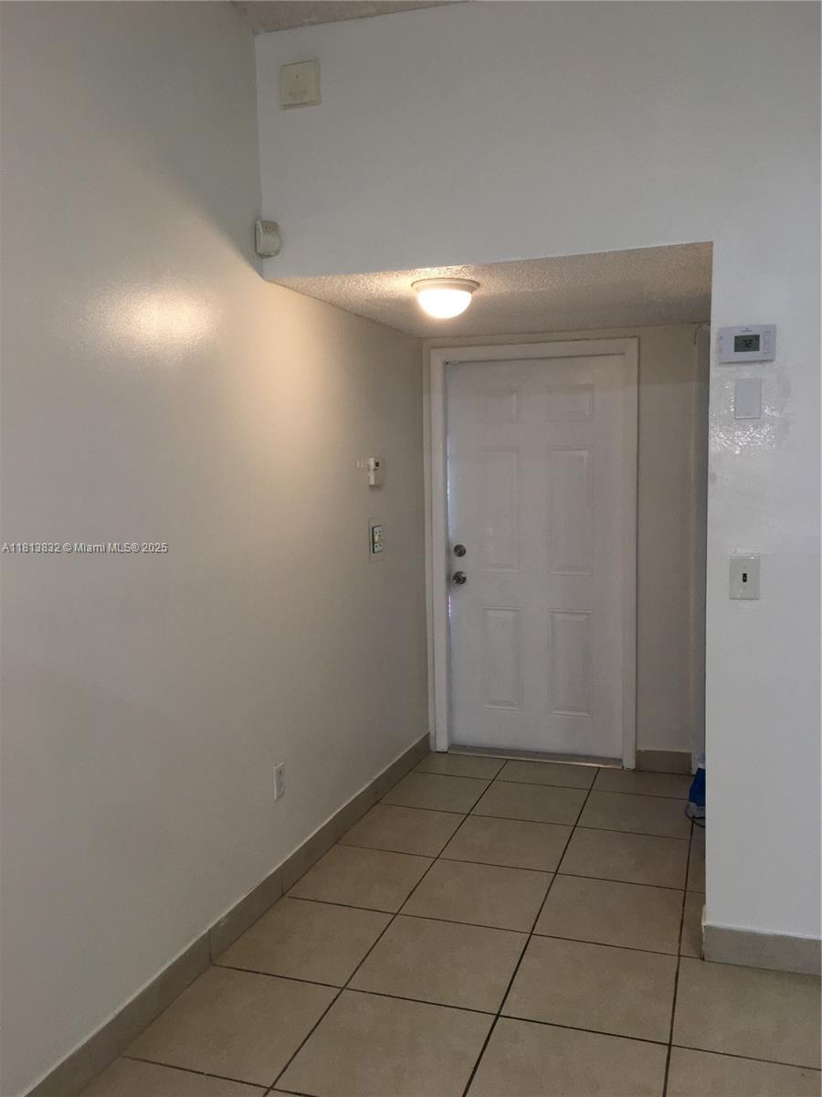 LAKESHORE CONDO #5 - Residential Lease
