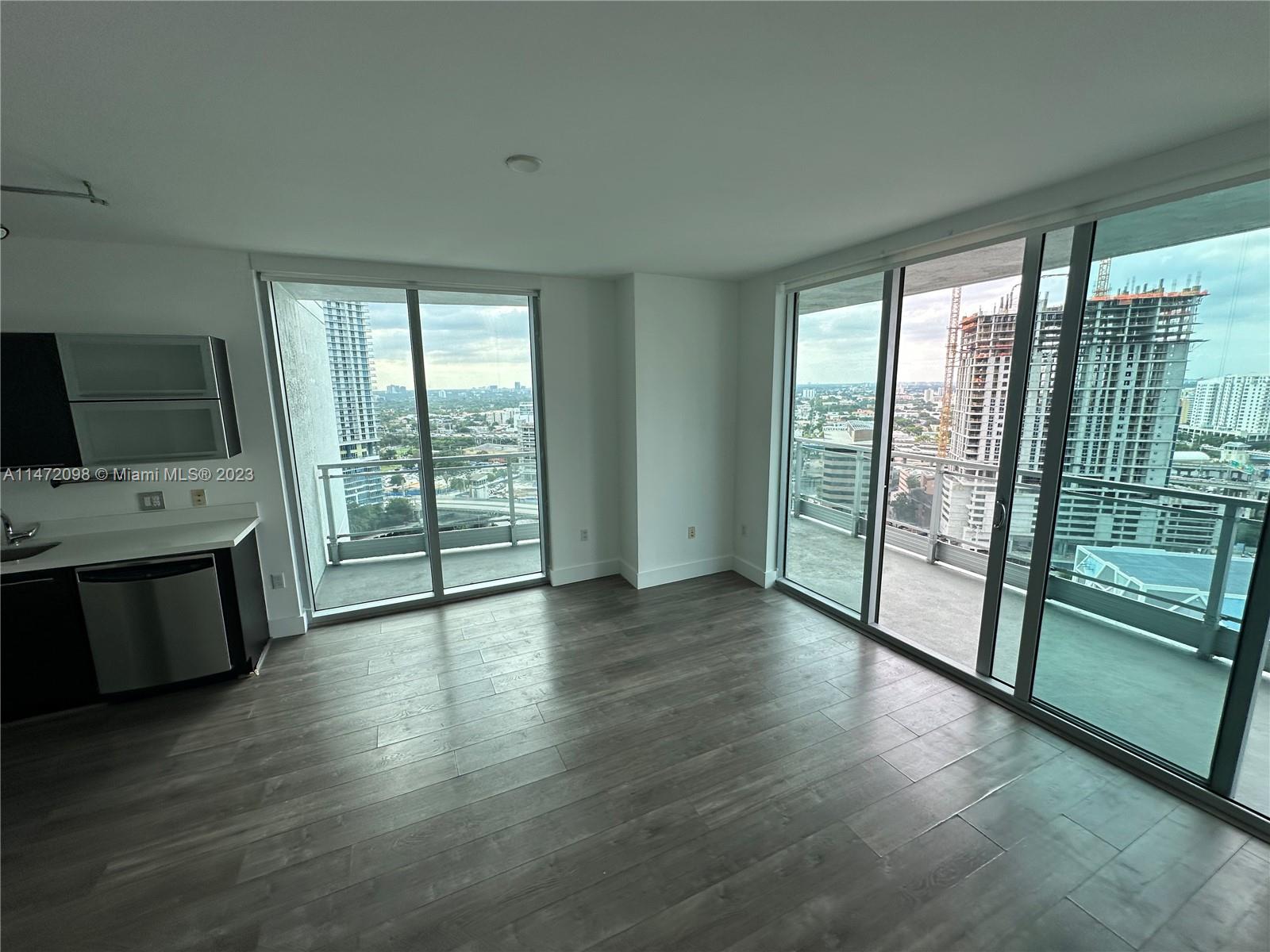 IVY CONDO - Residential Lease