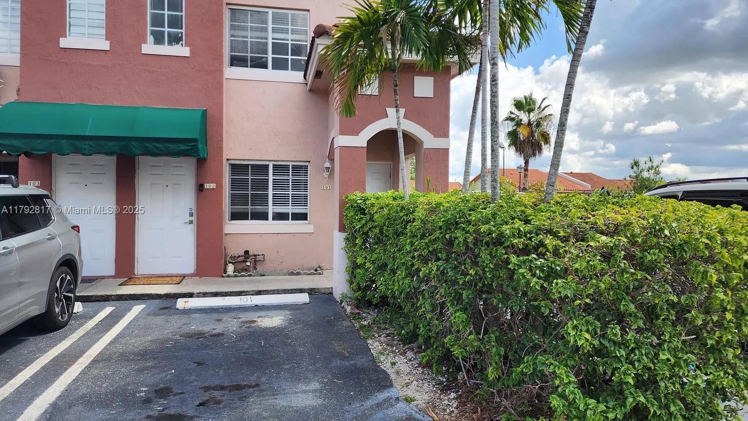 12035 SW 14th St 101