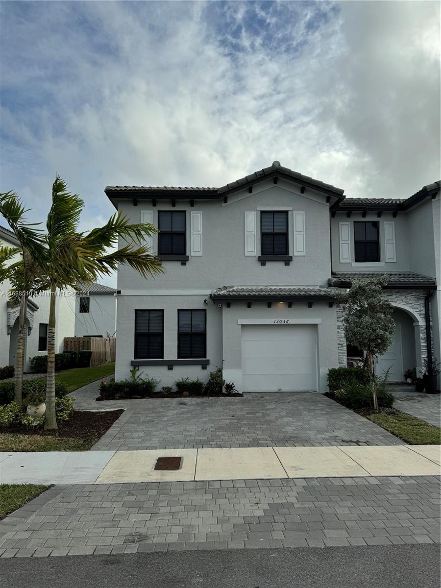Property for Sale at 13036 Sw 286th Ter, Homestead, Miami-Dade County, Florida - Bedrooms: 4 
Bathrooms: 3  - $499,999