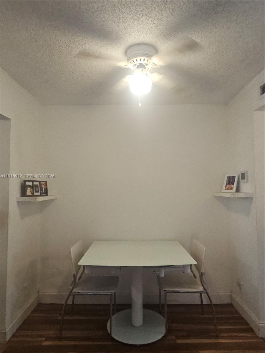 HOLIDAY SPRINGS VILLAGE 1 - Residential