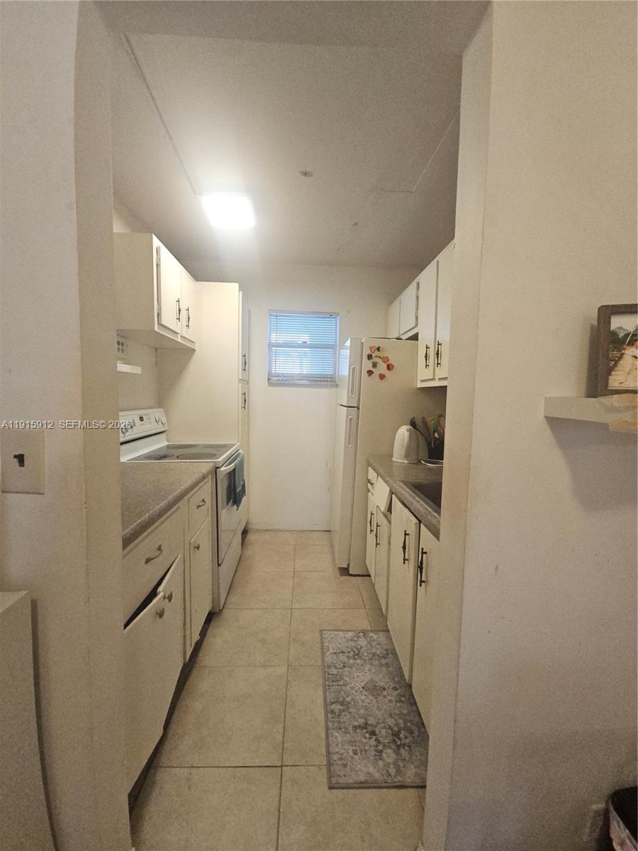 HOLIDAY SPRINGS VILLAGE 1 - Residential