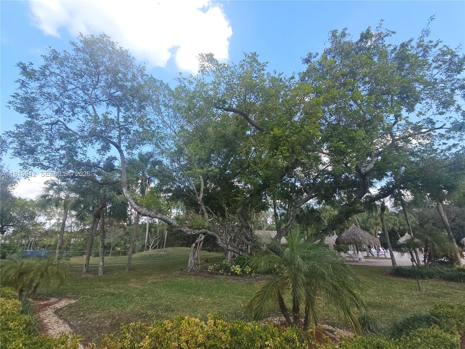 HOLIDAY SPRINGS VILLAGE 1 - Residential