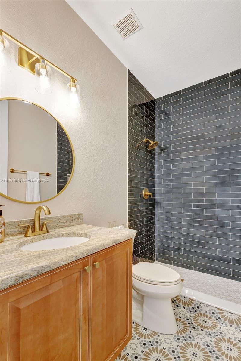 9532 Shadow Ln, Fort Pierce, FL, 34951/$535,000 3 9532 Shadow Ln