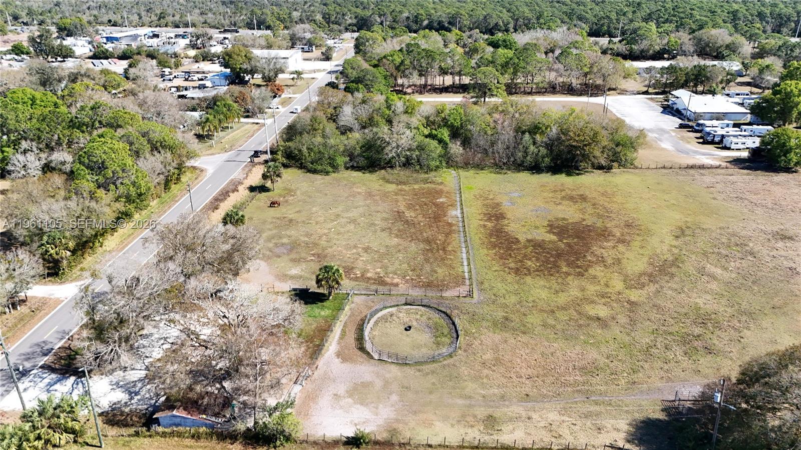 WHISPERING PINES - Land