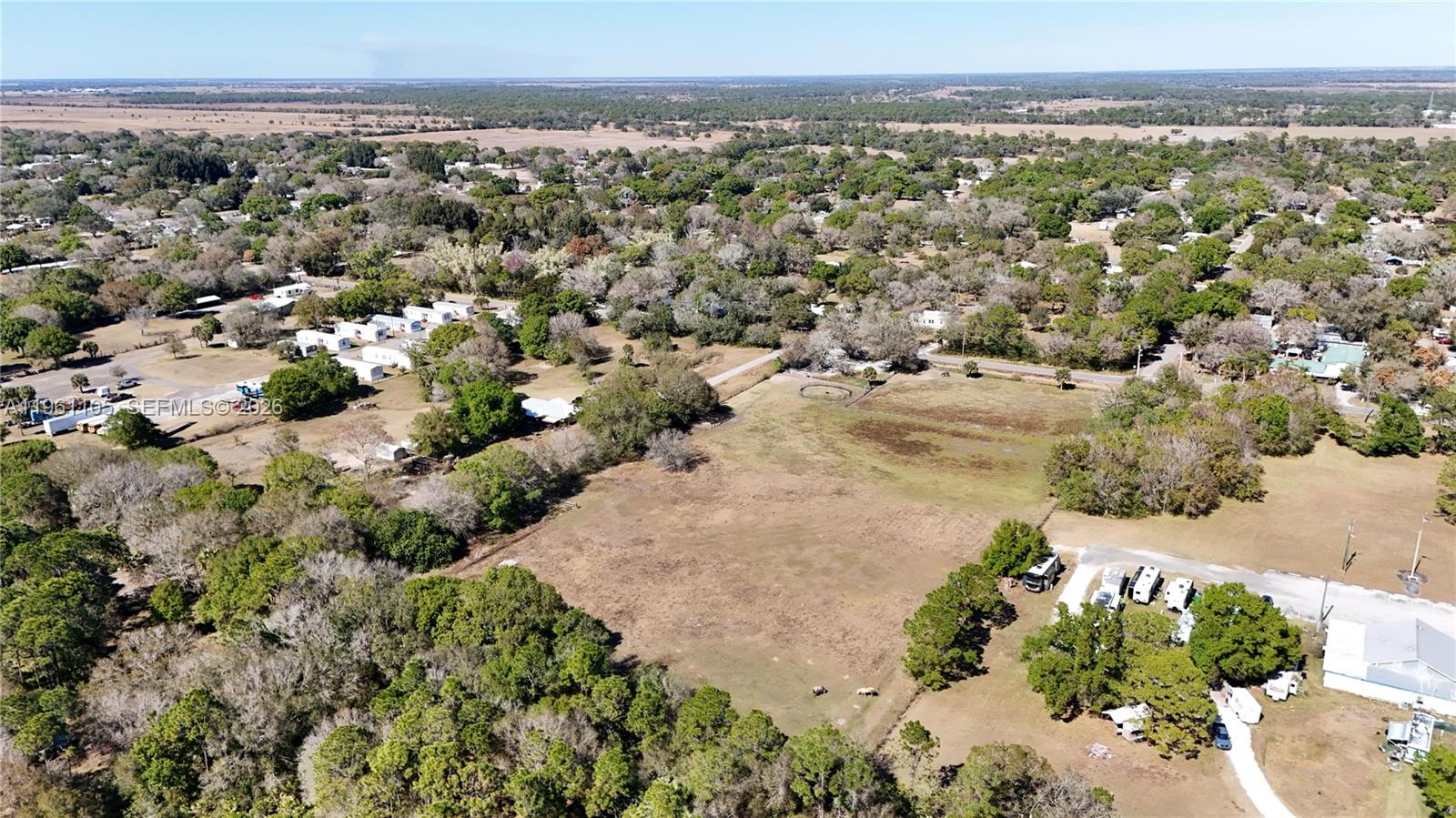 WHISPERING PINES - Land