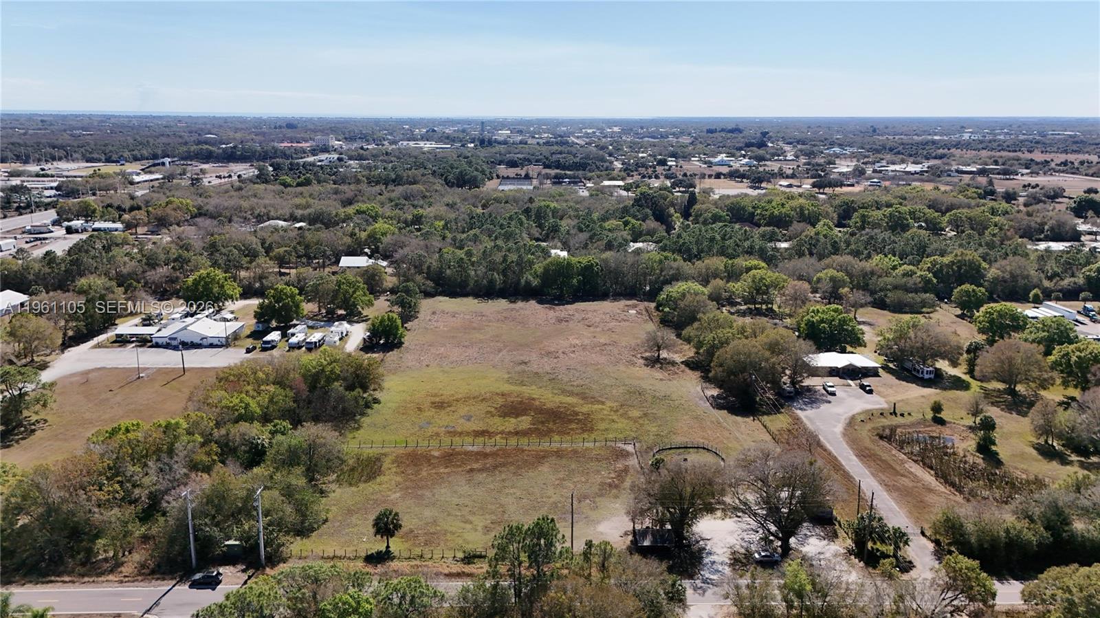 WHISPERING PINES - Land