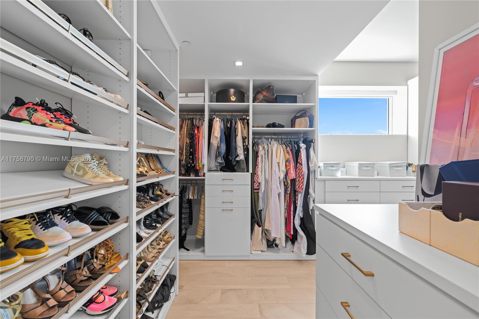 Space 01 - Residential