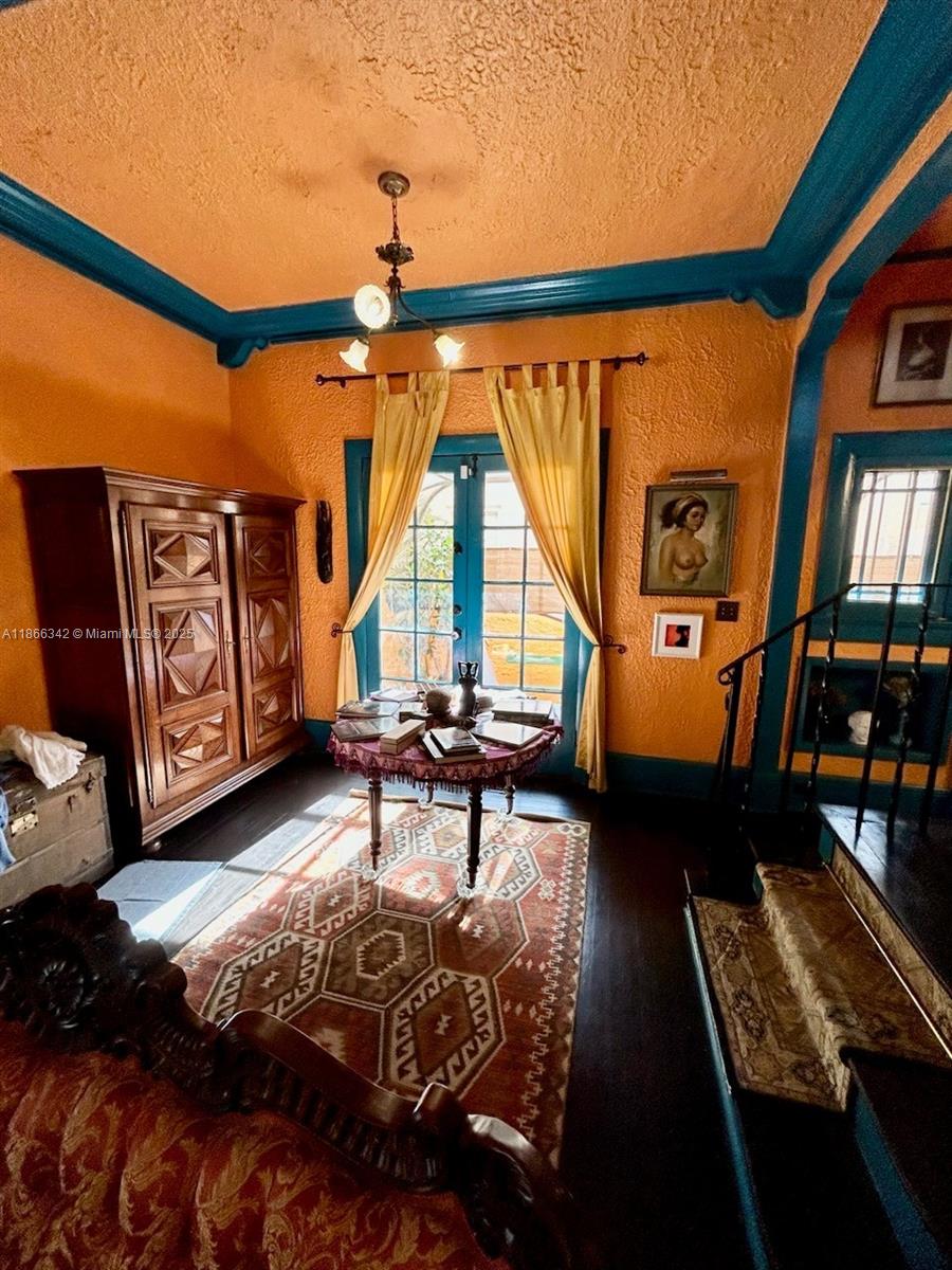 BILTMORE SUB - Residential Lease