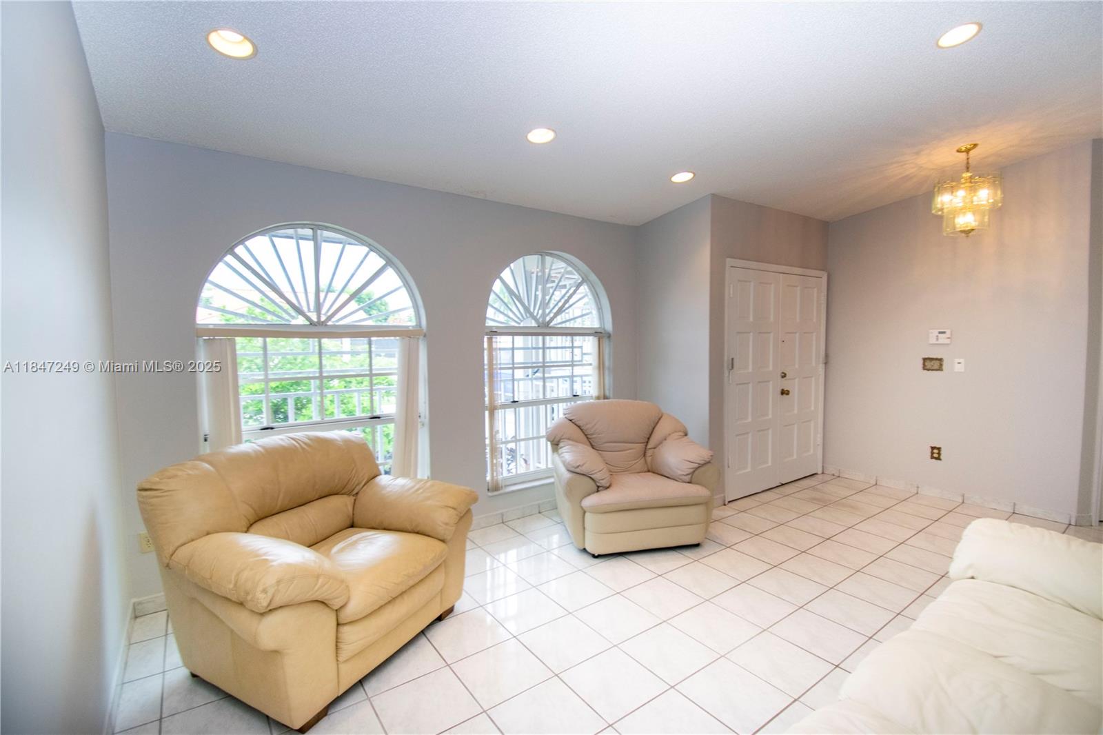 BIRD LAKES SOUTH SEC 2 - Residential