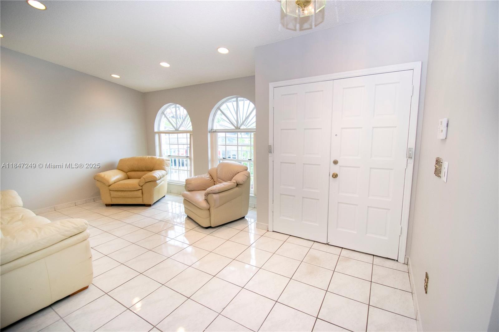 BIRD LAKES SOUTH SEC 2 - Residential