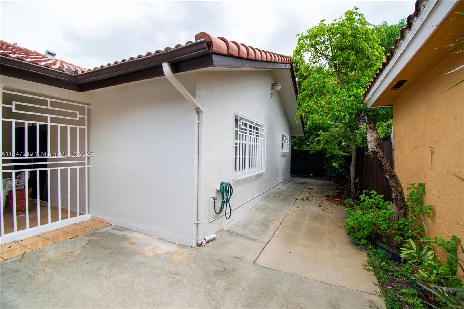 BIRD LAKES SOUTH SEC 2 - Residential