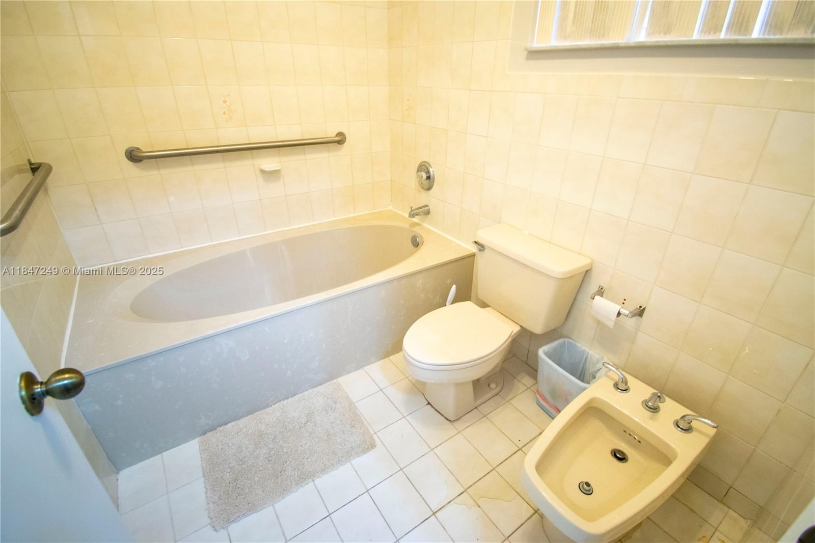 BIRD LAKES SOUTH SEC 2 - Residential