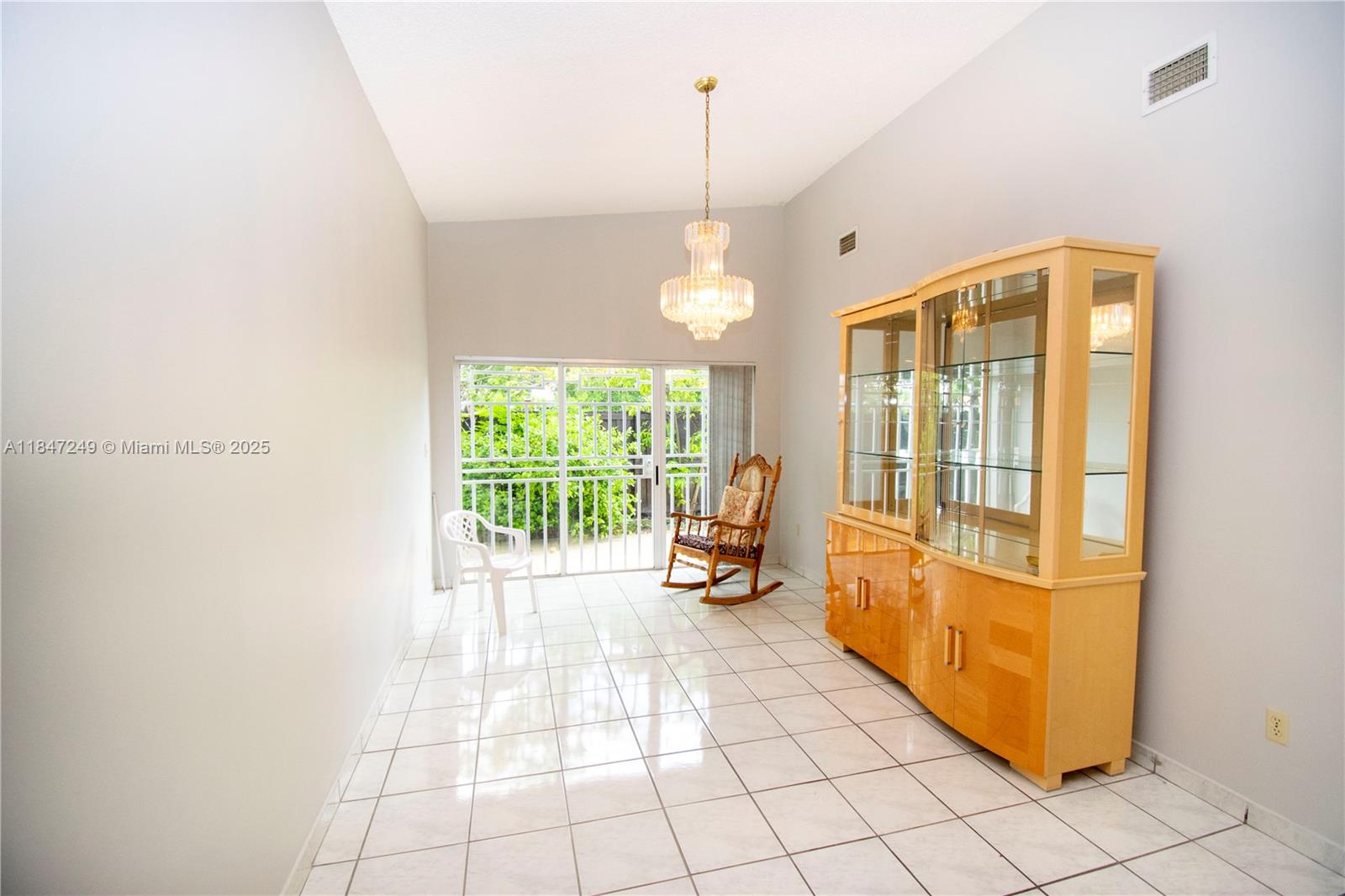 BIRD LAKES SOUTH SEC 2 - Residential