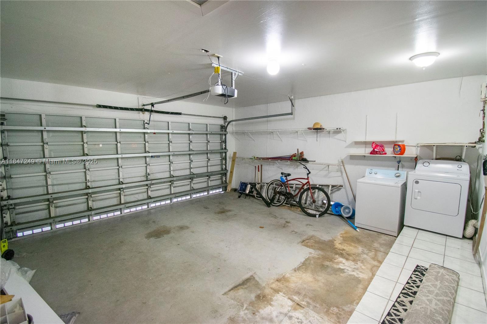 BIRD LAKES SOUTH SEC 2 - Residential