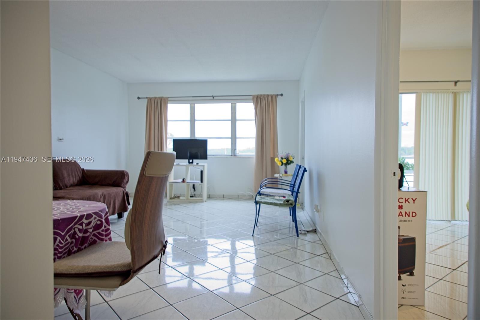 SHERIDAN LAKES CONDO APTS - Residential