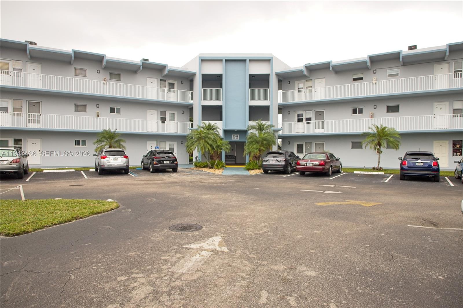 SHERIDAN LAKES CONDO APTS - Residential