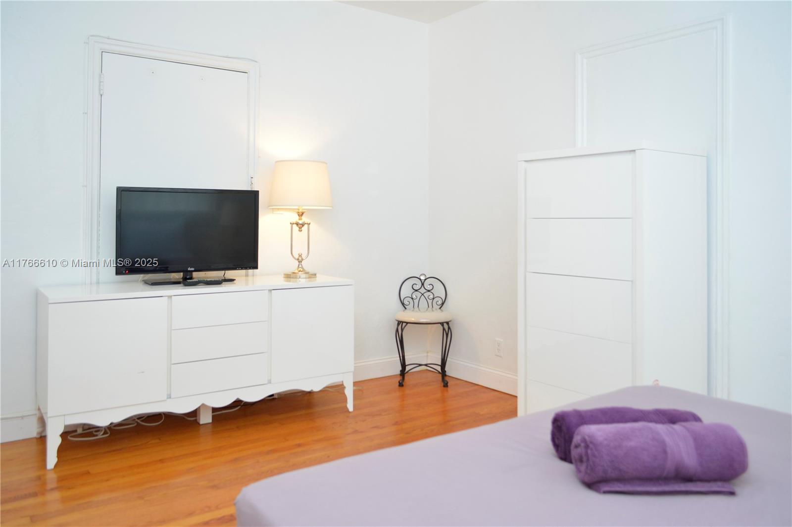 Property for Sale at 1021 Euclid Ave 1, Miami Beach, Miami-Dade County, Florida - Bathrooms: 1  - $195,000