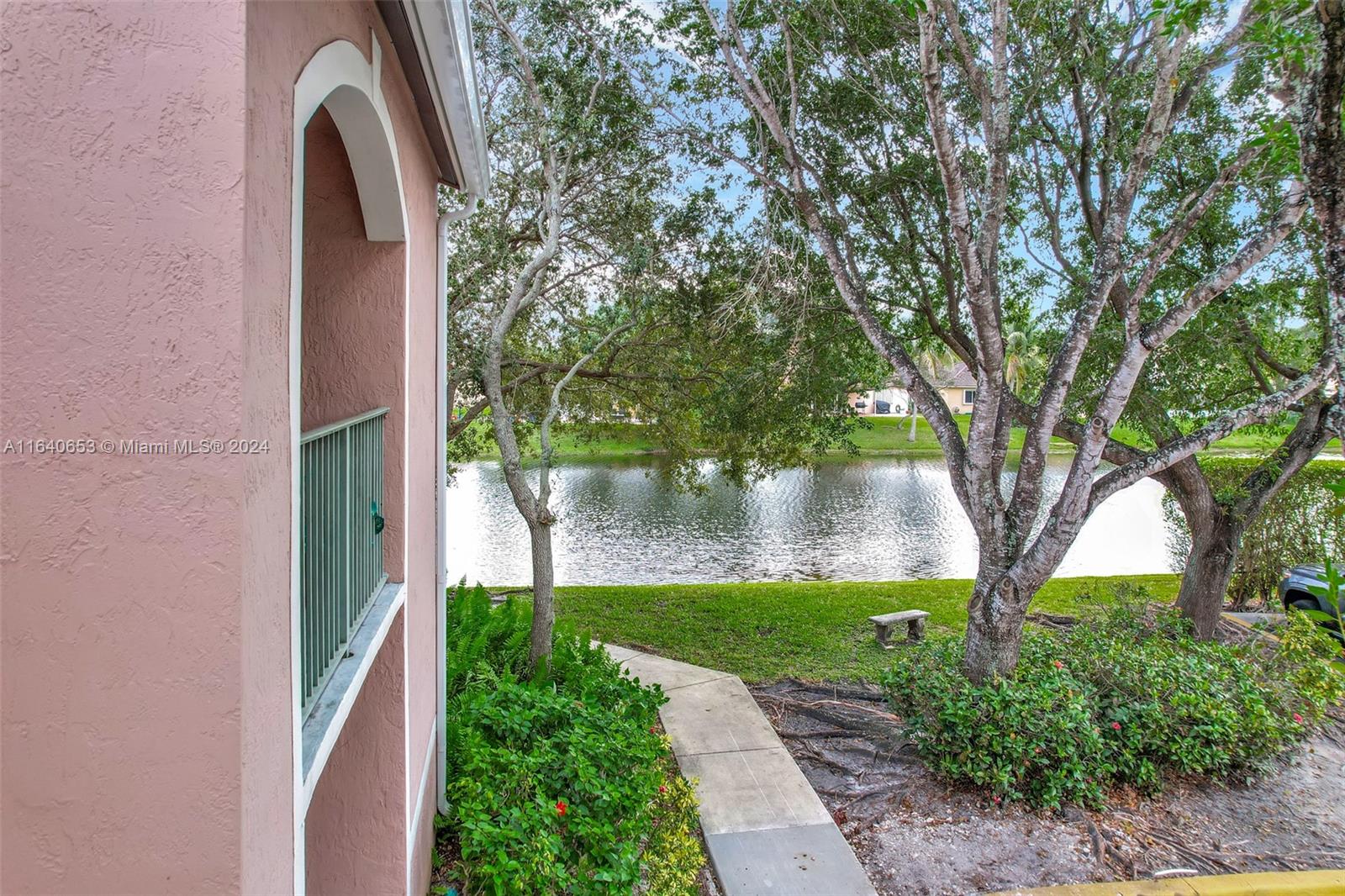 View Miramar, FL 33025 condo