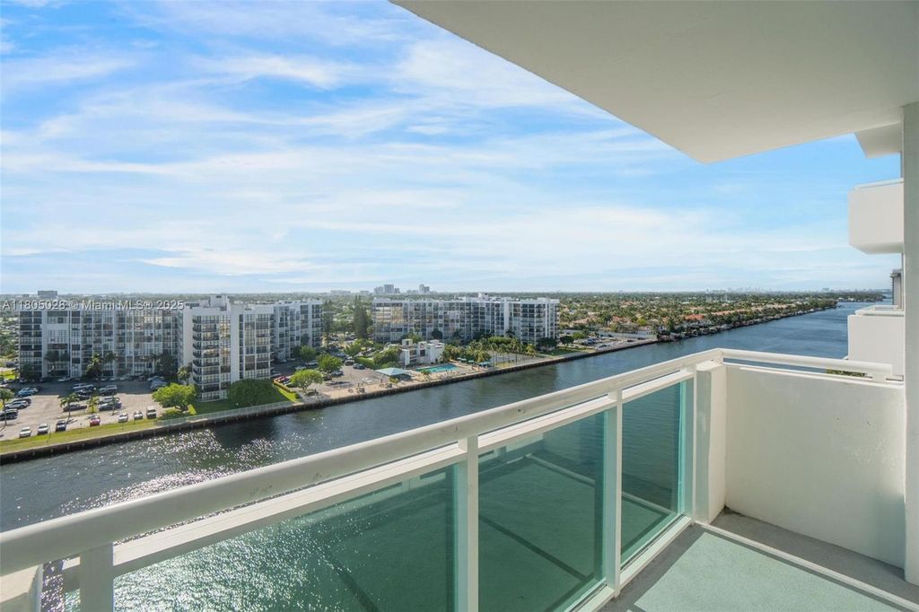 Photo of 3000 S Ocean Dr #1112, Hollywood, FL 33019 (MLS # A11805028)