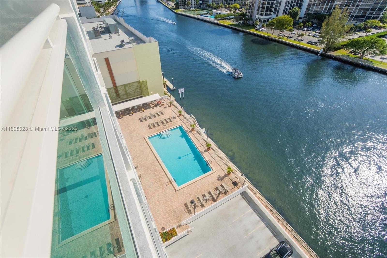 3000 S Ocean Dr 1112