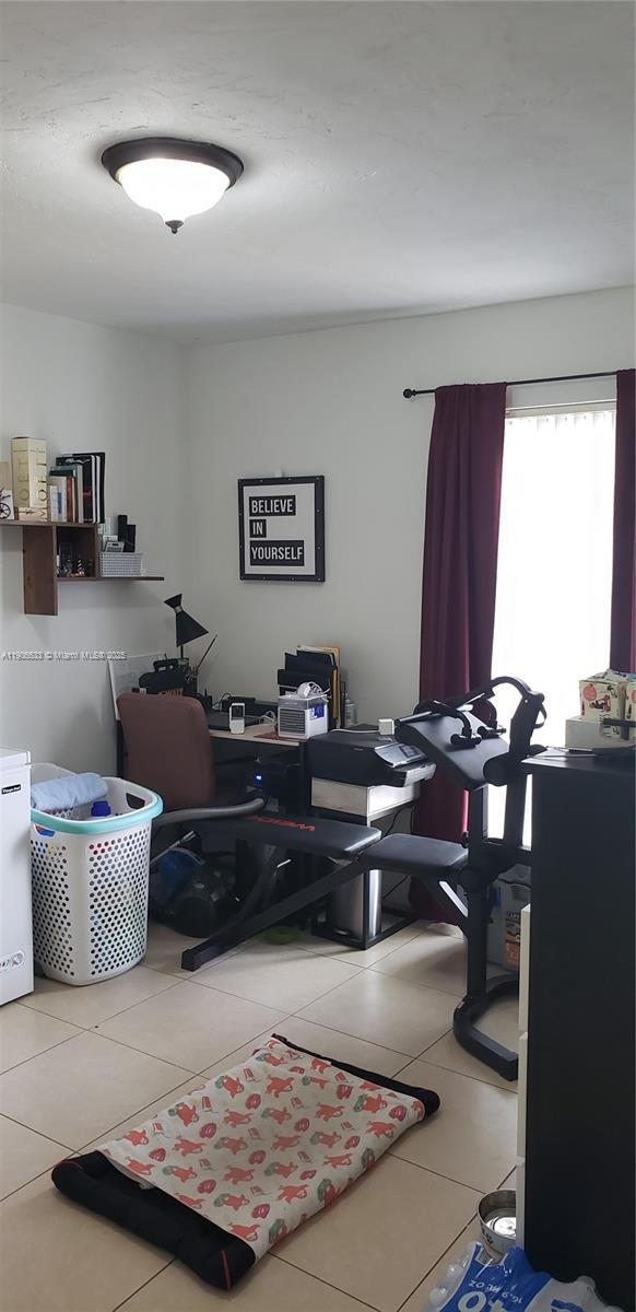 SUNSET PALMS WEST CONDO - Residential