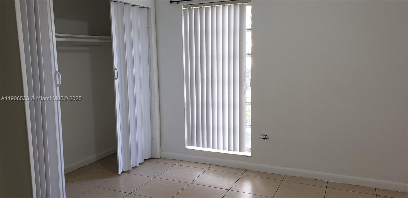 SUNSET PALMS WEST CONDO - Residential