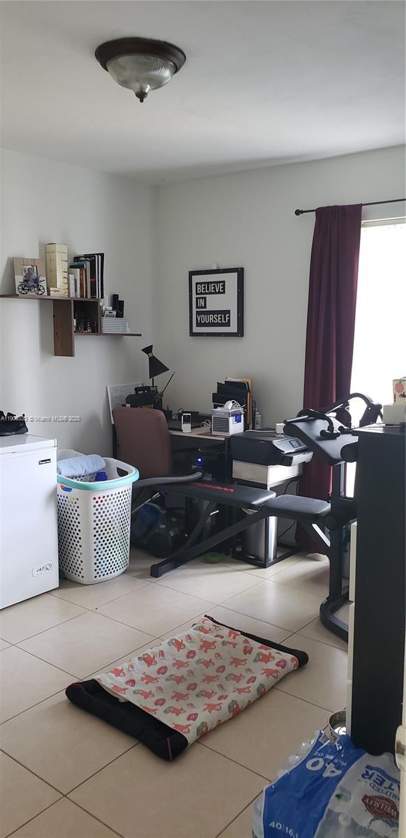 SUNSET PALMS WEST CONDO - Residential