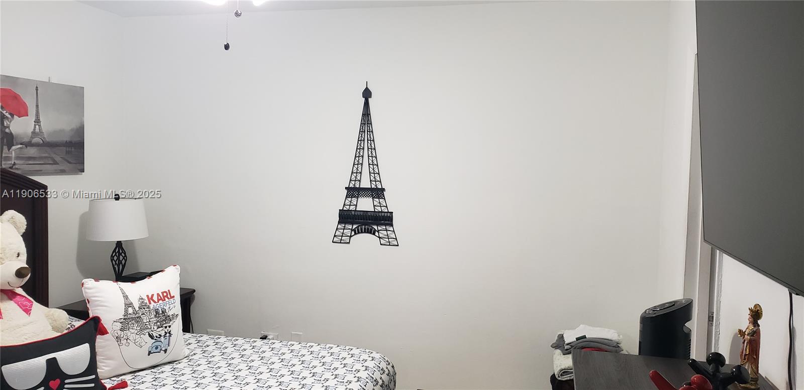 SUNSET PALMS WEST CONDO - Residential