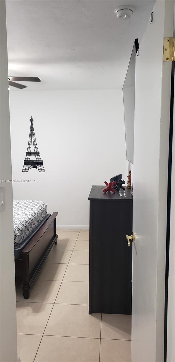 SUNSET PALMS WEST CONDO - Residential