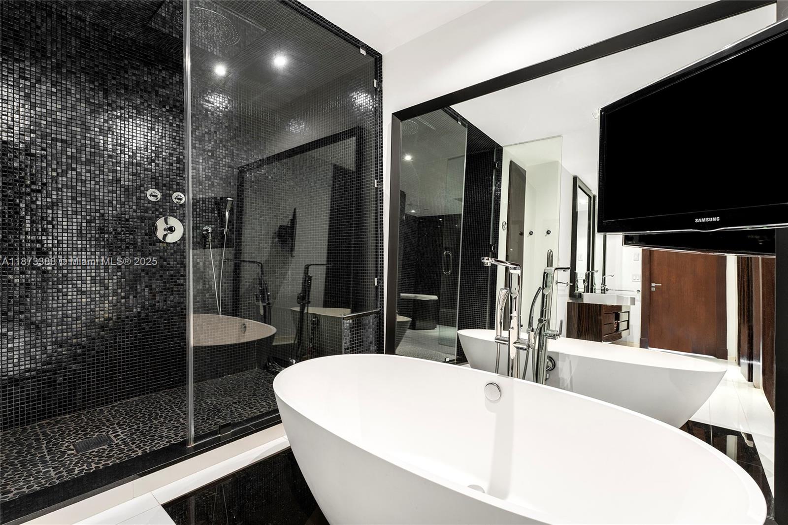 BAYVIEW FISHER ISL NO TWO - Residential