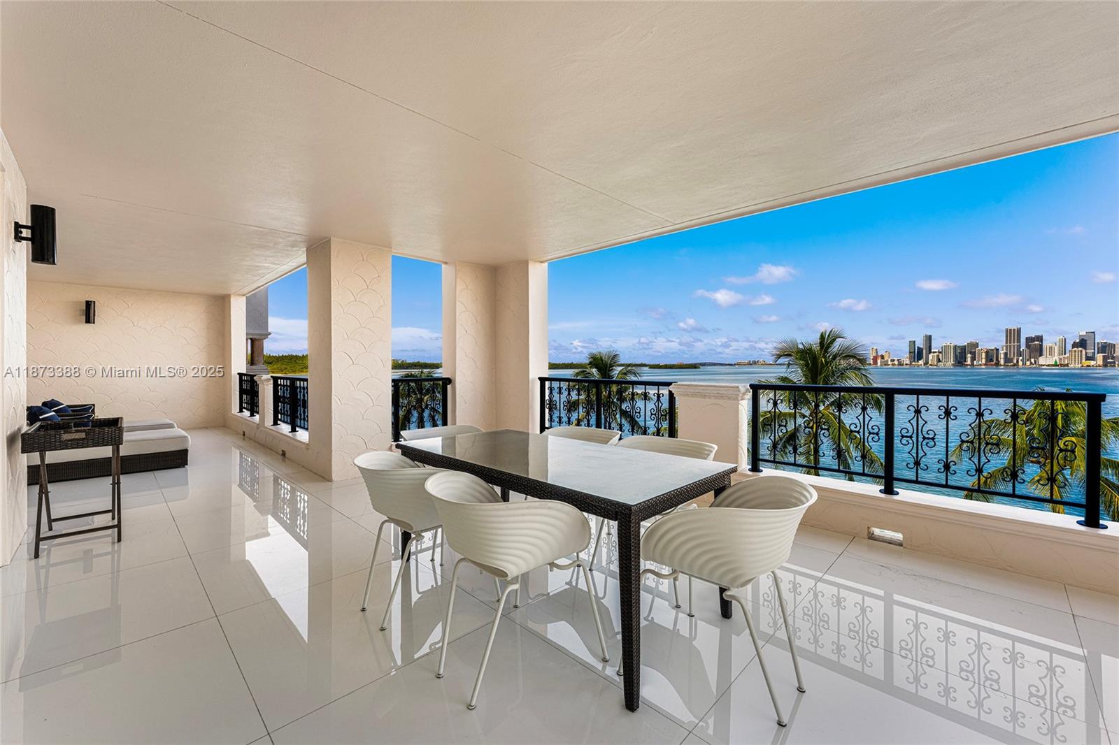 BAYVIEW FISHER ISL NO TWO - Residential