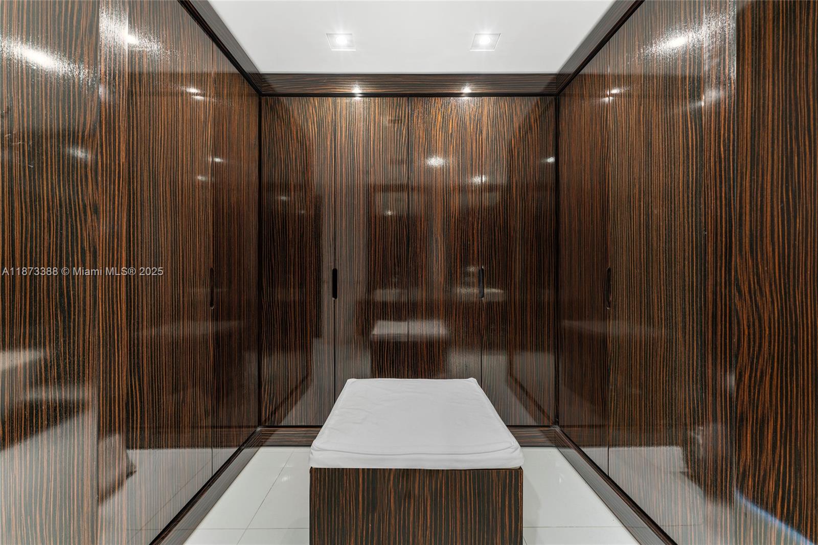 BAYVIEW FISHER ISL NO TWO - Residential