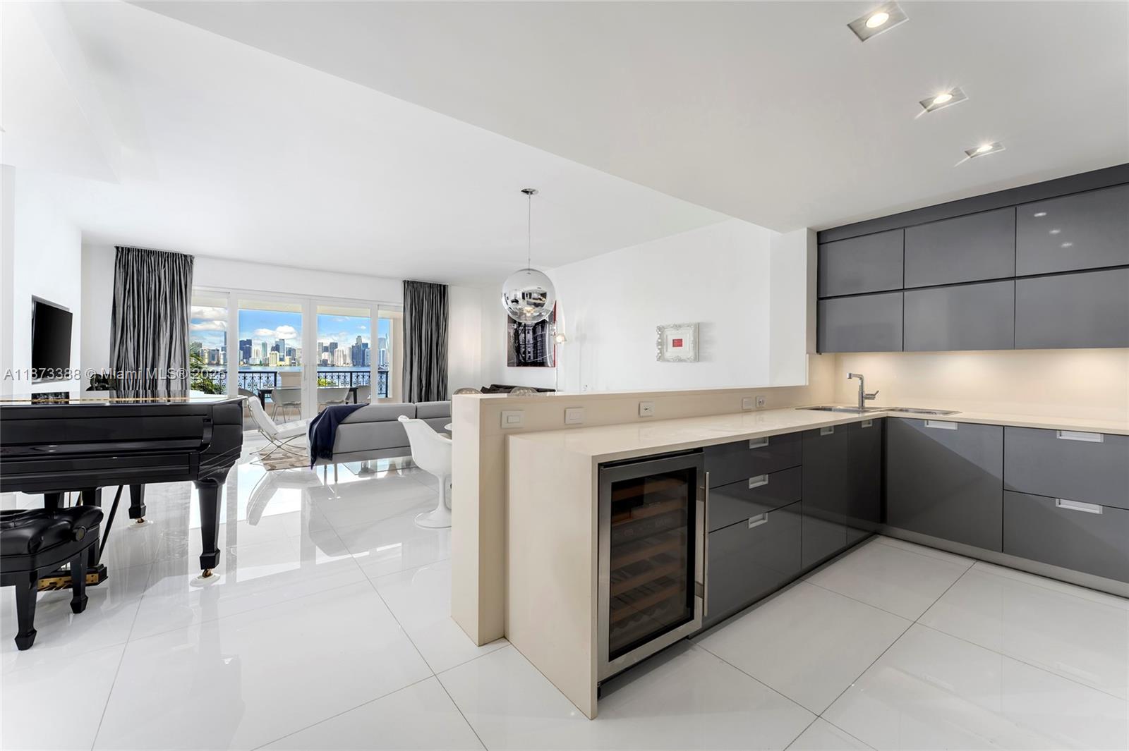 BAYVIEW FISHER ISL NO TWO - Residential