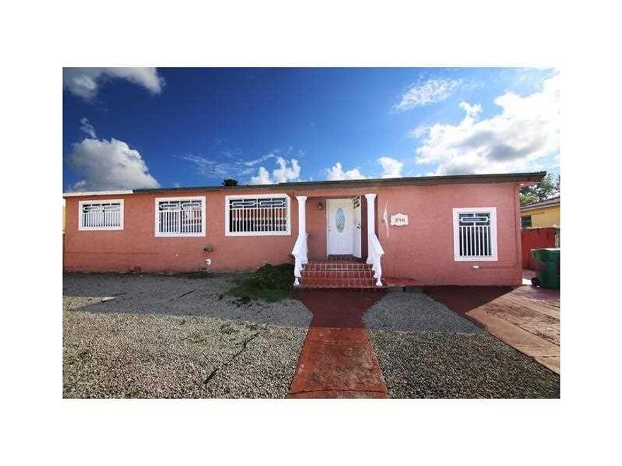 Beautifully remodeled 4 bedroom 2 bath house. This property comes with the biggest back yard! Plenty of room for a pool and kids corner. Tile and laminate flooring through out. With separate entrance to a great little hidden apartment inside, attached rig ht off of the kitchen. Complete with bathroom and small kitchen sink.  A great floor plan in the best little up  and coming  neighborhood! Take a look at the lush tropical backyard and imagine yourself lounging on a deserted island!