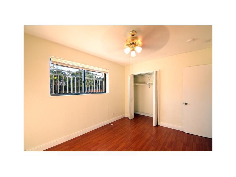 SUNSET MANOR - Residential