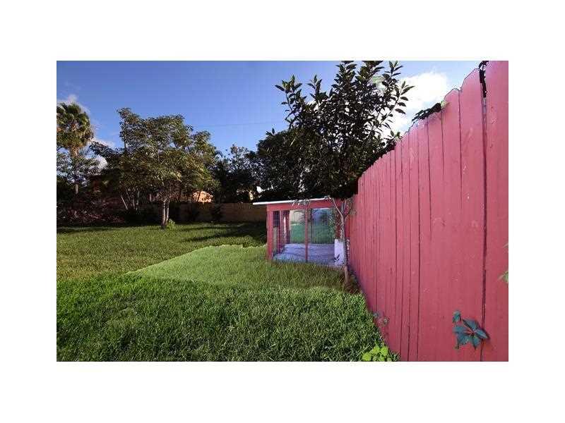 SUNSET MANOR - Residential