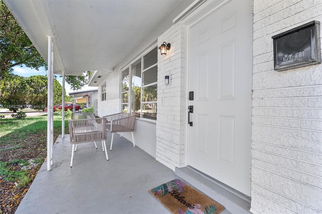 Photo of 2310 Flamingo Dr, Miramar, FL 33023 (MLS # A11848254)