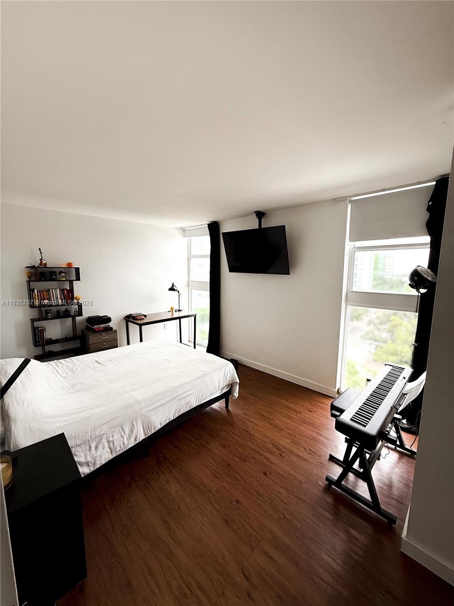 MIRADOR 1035 CONDO - Residential