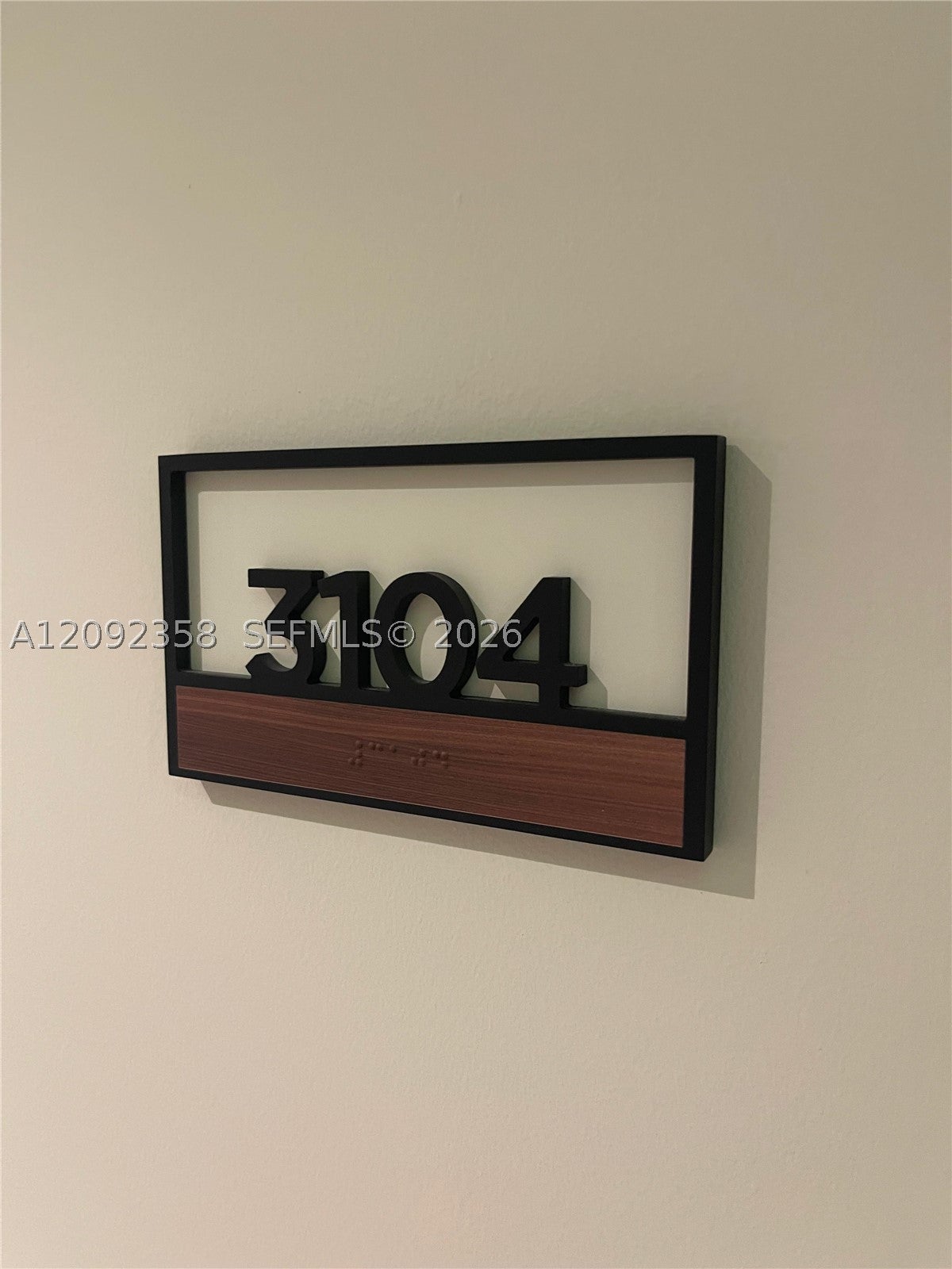 225 N Miami 3104