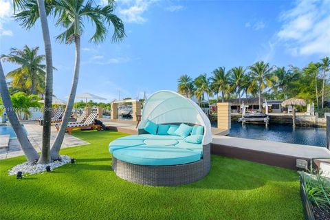 1935 Keystone Blvd 1935 North Miami FL 33181