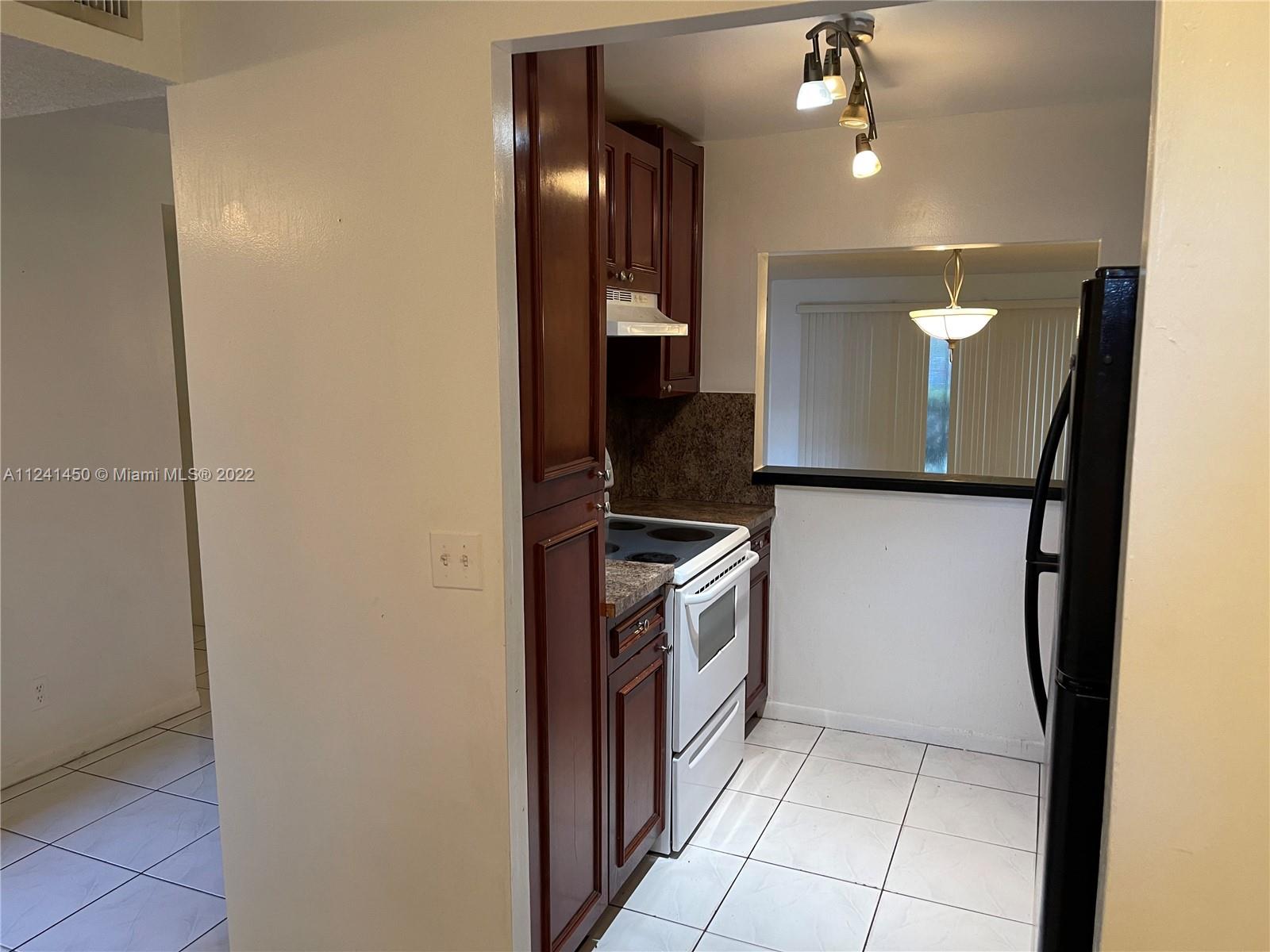 SANDPIPER CONDO - Residential Lease