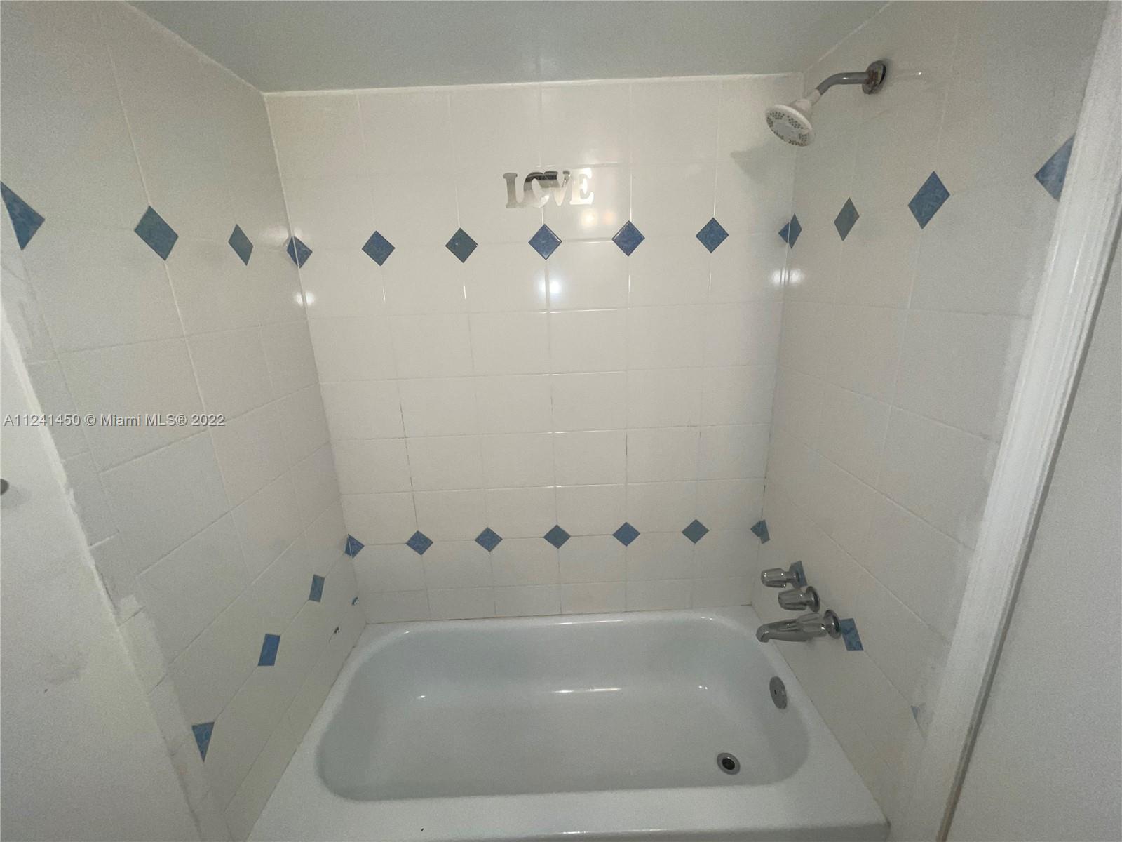 SANDPIPER CONDO - Residential Lease